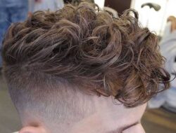 Easy Guides And Tips For Curly Hair Care For Men