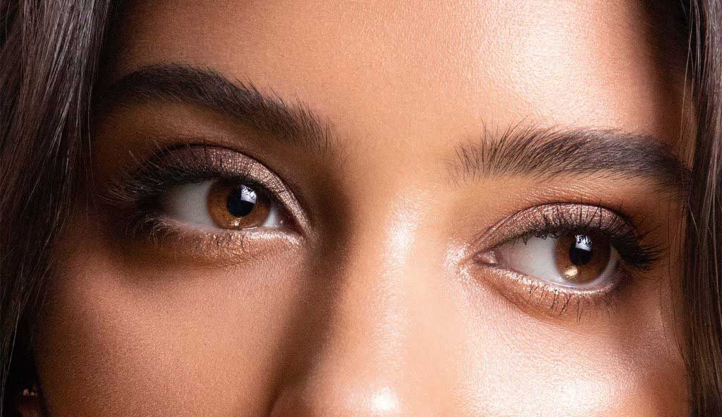 5 Best Eyeshadow For Hazel Eyes And Considerations To Flatter Your Skin!